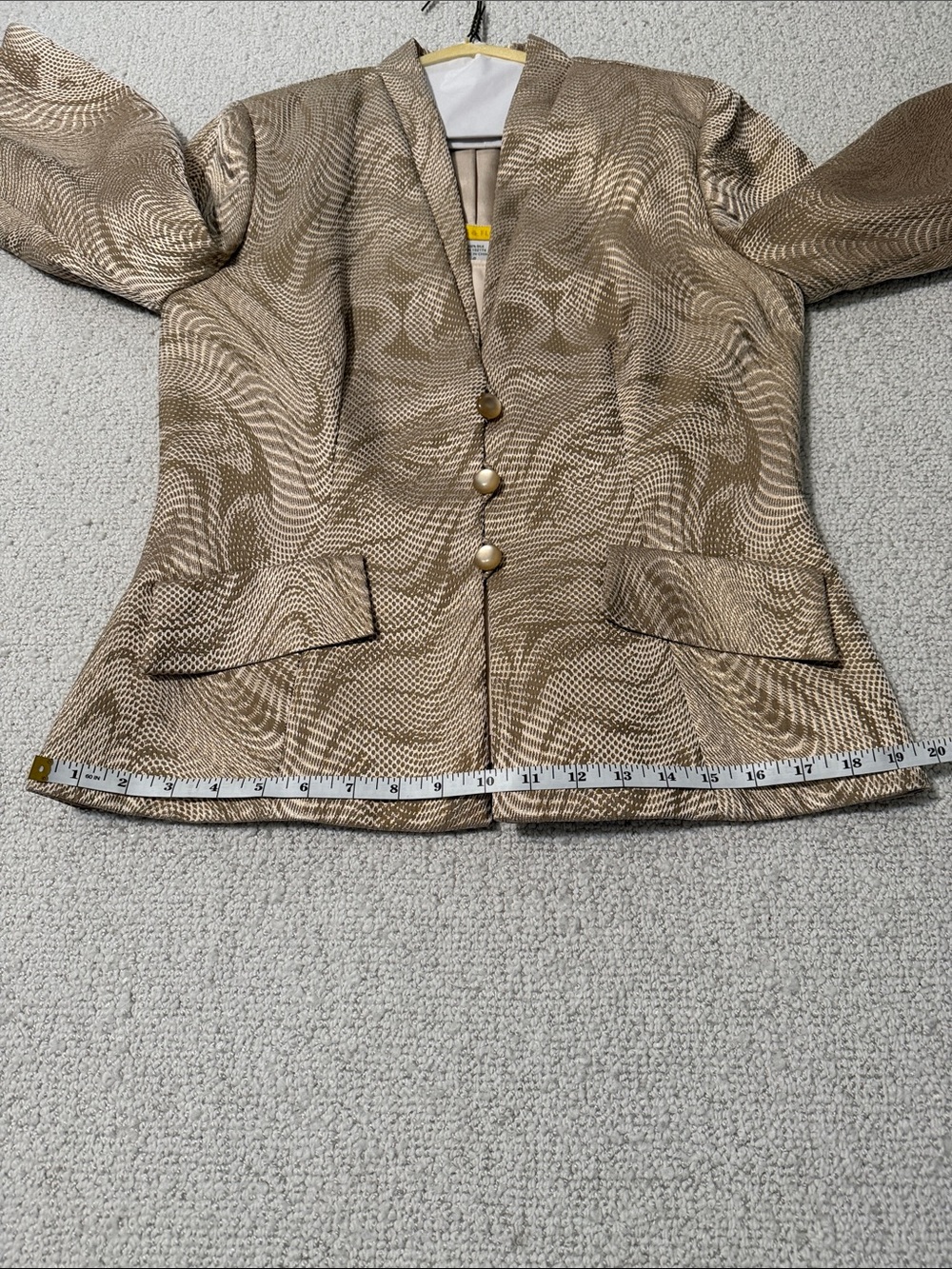 Flores & Flores Women's 100% Silk Beige Three Piece Pantsuit Size 6 - Picture 15 of 15